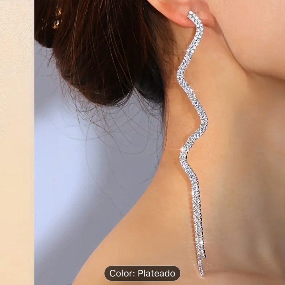 Elegant Silver Zigzag Earrings